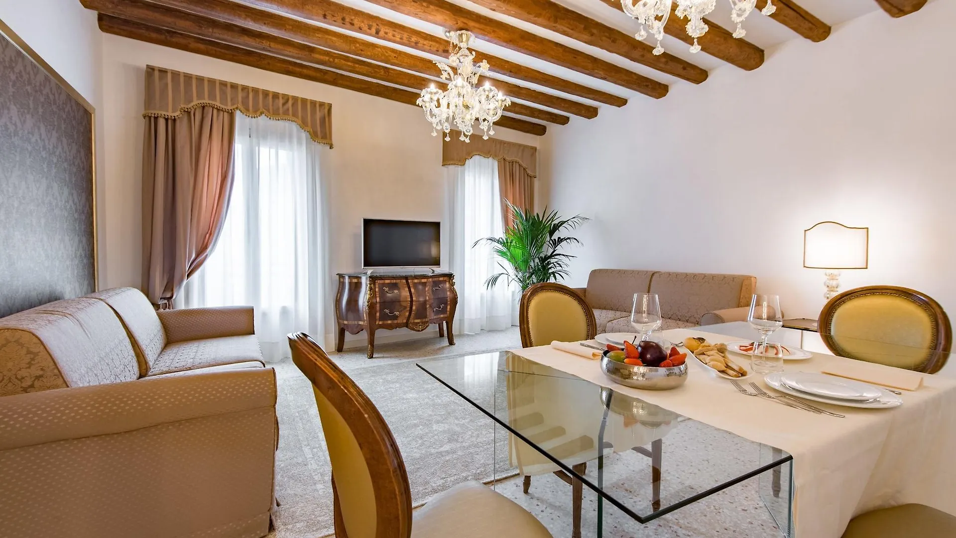 San Teodoro Palace - Luxury Apartments Italy