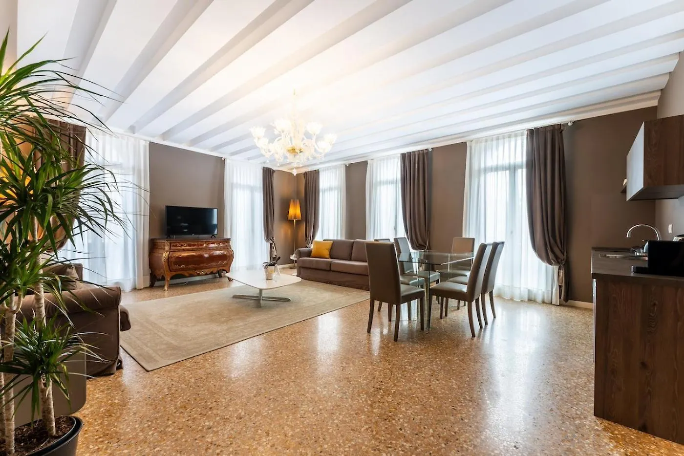 San Teodoro Palace - Luxury Apartments Italy