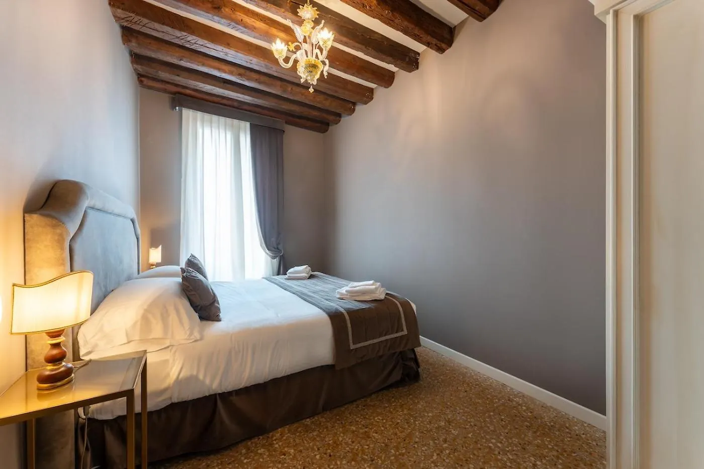San Teodoro Palace - Luxury Apartments 0*, Venice