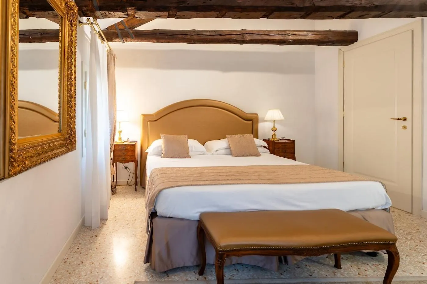 San Teodoro Palace - Luxury Apartments  Venice