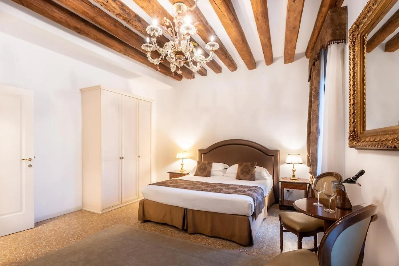 San Teodoro Palace - Luxury Apartments Italy