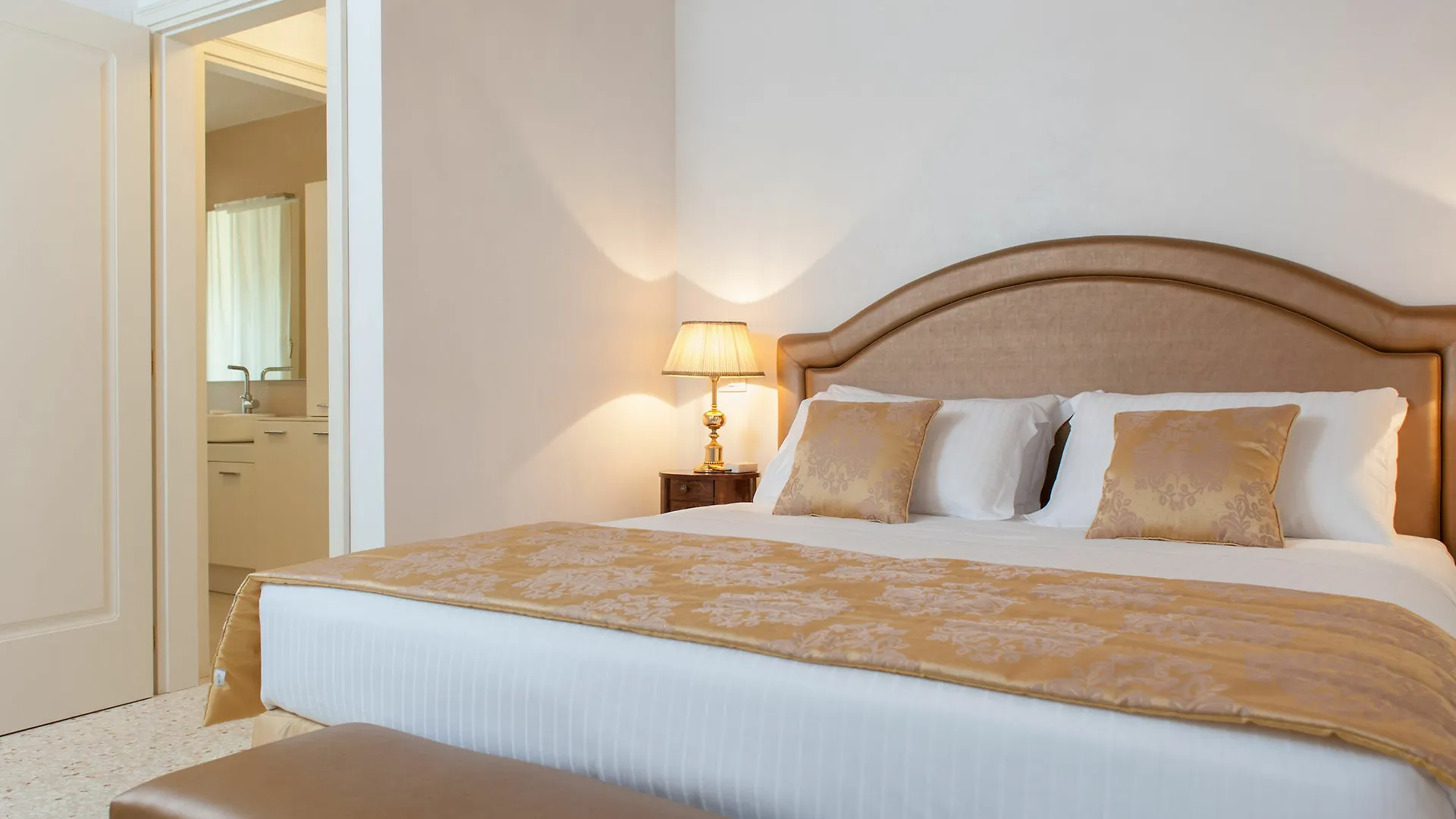 San Teodoro Palace - Luxury Apartments Venedig