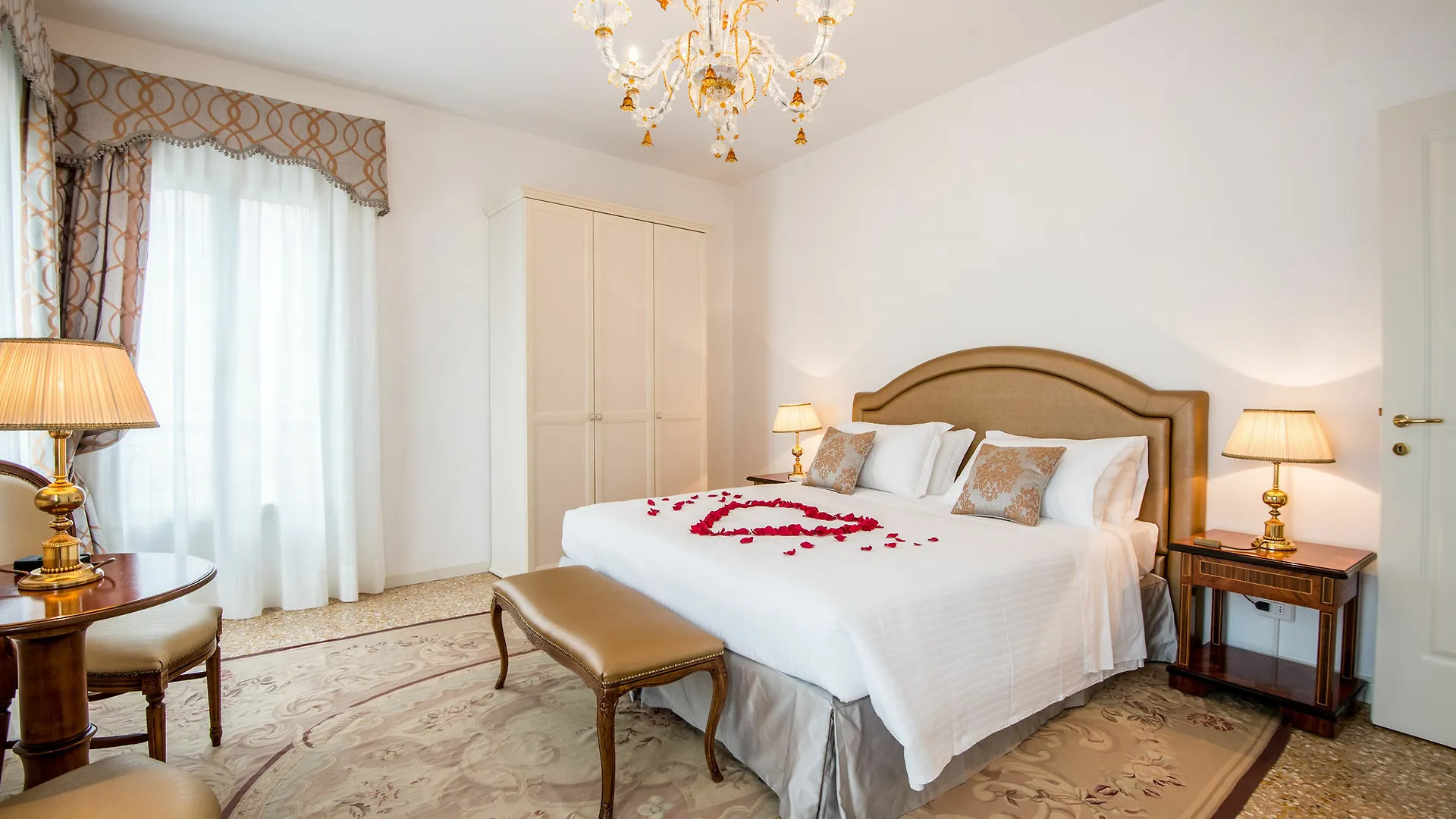 San Teodoro Palace - Luxury Apartments Italy