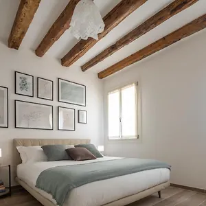 San Giacomo Dall'orio Garden R&r Apartment Venice