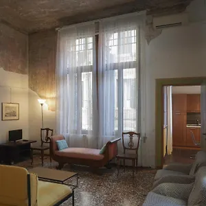 Apartamento Melusina Rialto Historical Center, Veneza