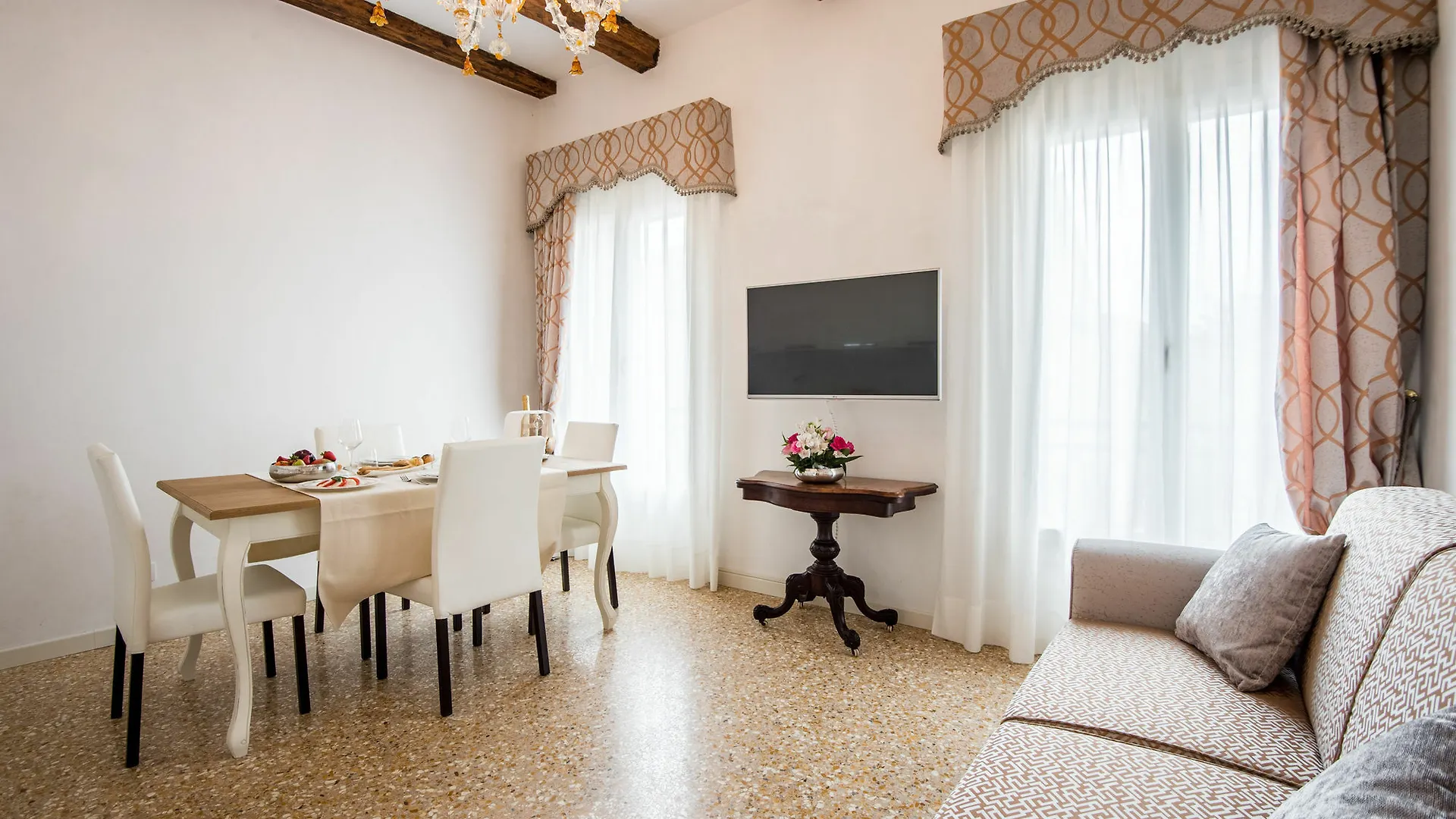 San Teodoro Palace - Luxury Apartments Venise